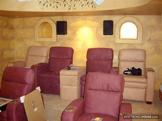 Illustration for article titled Indiana Jones Home Theater